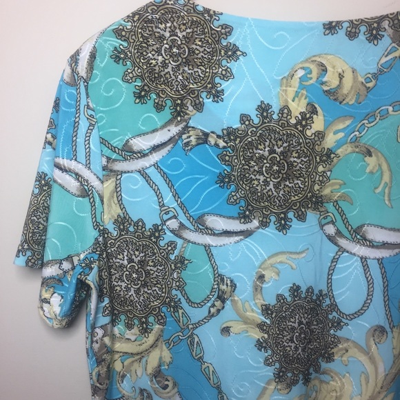 [JM Collection] Top. Size Medium. - Picture 7 of 8